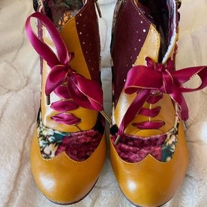 Irregular Choice 41/10**Rare**